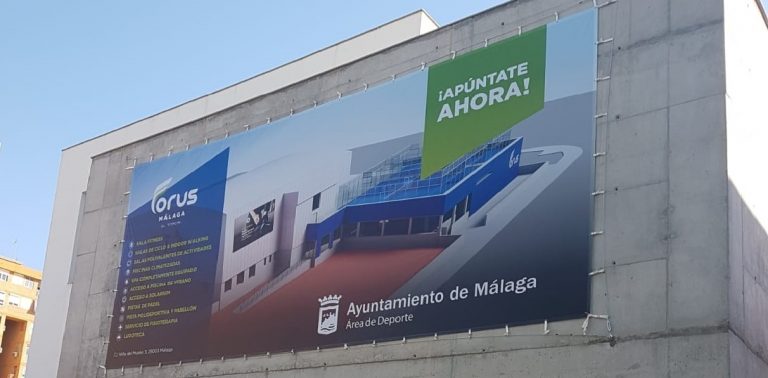 Rotulación y gran formato para Forus Málaga · Titchfield Iberia